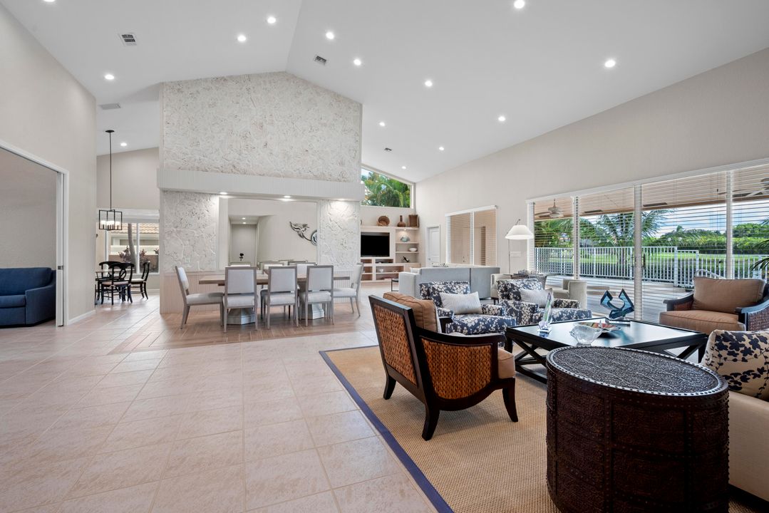 For Sale: $899,000 (3 beds, 3 baths, 2843 Square Feet)