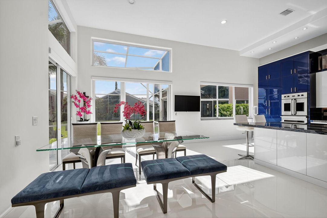 Activo con contrato: $659,000 (3 camas, 2 baños, 2089 Pies cuadrados)