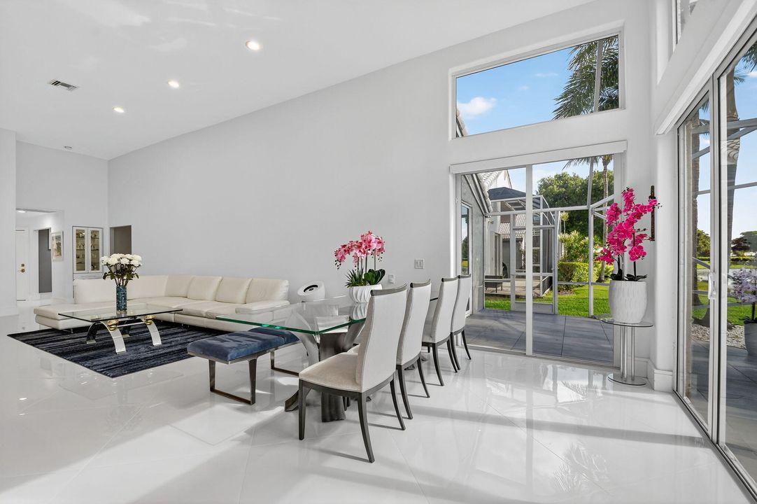 Activo con contrato: $659,000 (3 camas, 2 baños, 2089 Pies cuadrados)