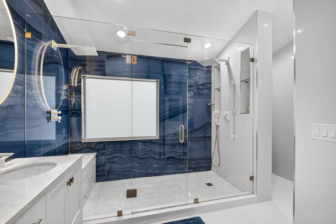 Activo con contrato: $659,000 (3 camas, 2 baños, 2089 Pies cuadrados)