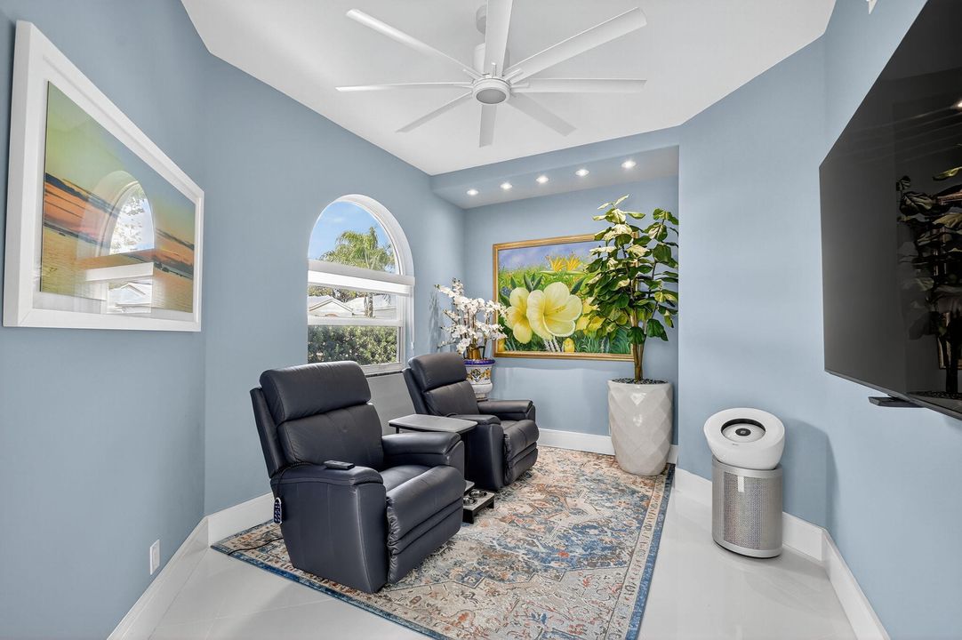 Activo con contrato: $659,000 (3 camas, 2 baños, 2089 Pies cuadrados)