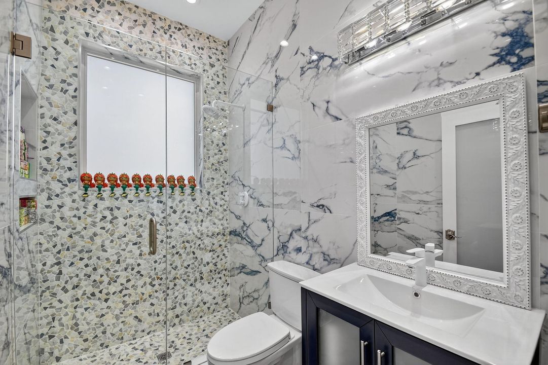 Activo con contrato: $659,000 (3 camas, 2 baños, 2089 Pies cuadrados)