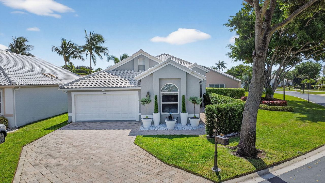 Activo con contrato: $659,000 (3 camas, 2 baños, 2089 Pies cuadrados)