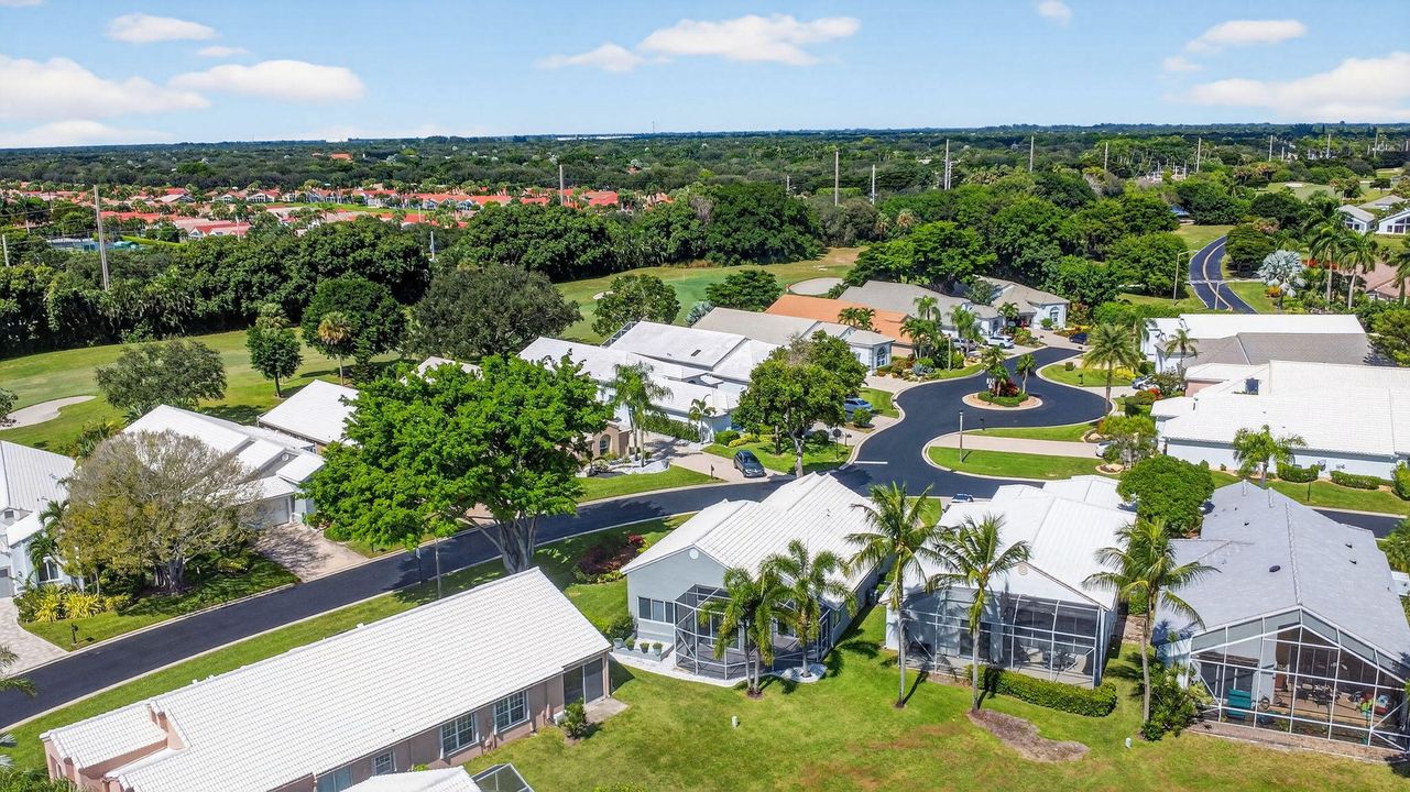 Activo con contrato: $659,000 (3 camas, 2 baños, 2089 Pies cuadrados)