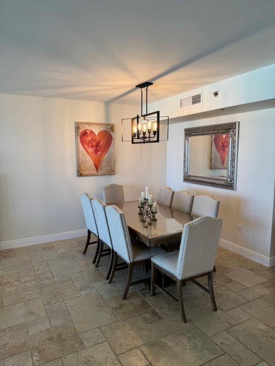 For Rent: $6,000 (2 beds, 2 baths, 1782 Square Feet)