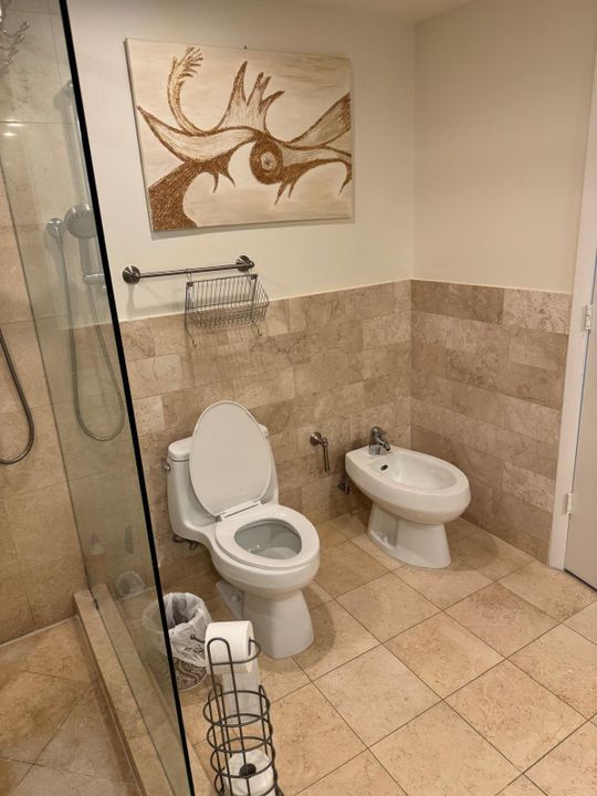 For Rent: $6,000 (2 beds, 2 baths, 1782 Square Feet)