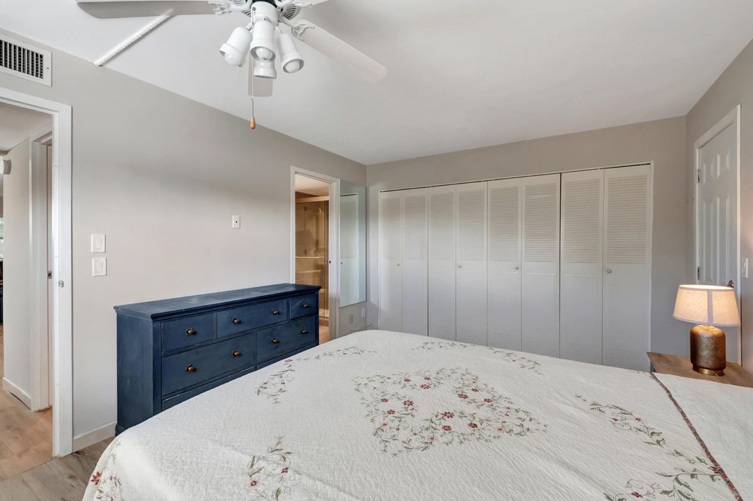 For Sale: $155,000 (1 beds, 1 baths, 726 Square Feet)