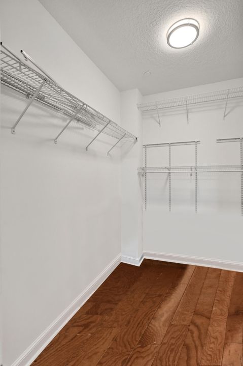 For Sale: $785,000 (4 beds, 3 baths, 2318 Square Feet)