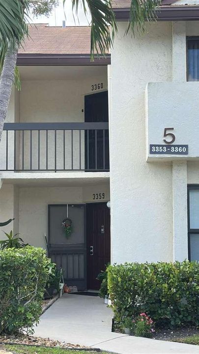 For Rent: $2,000 (2 beds, 2 baths, 1275 Square Feet)