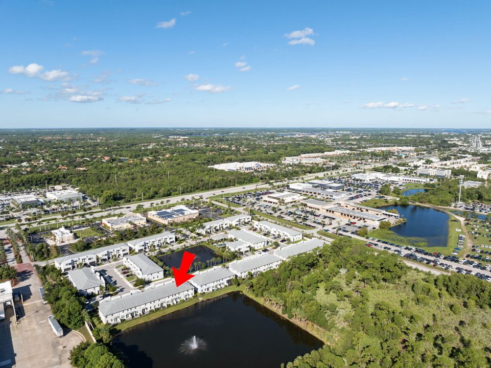 Activo con contrato: $375,000 (3 camas, 2 baños, 1475 Pies cuadrados)