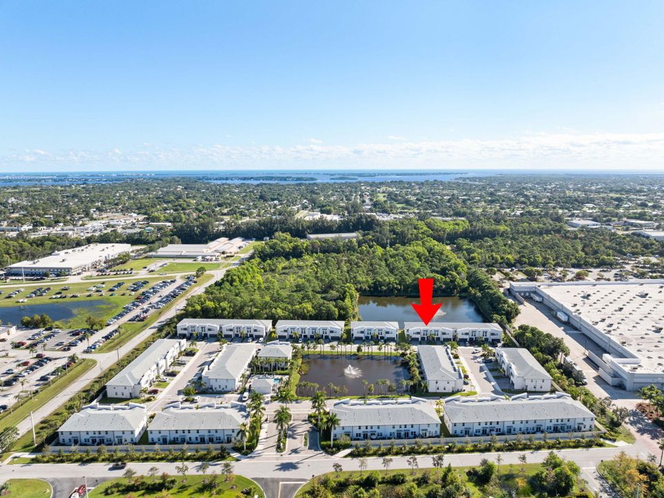 Activo con contrato: $375,000 (3 camas, 2 baños, 1475 Pies cuadrados)