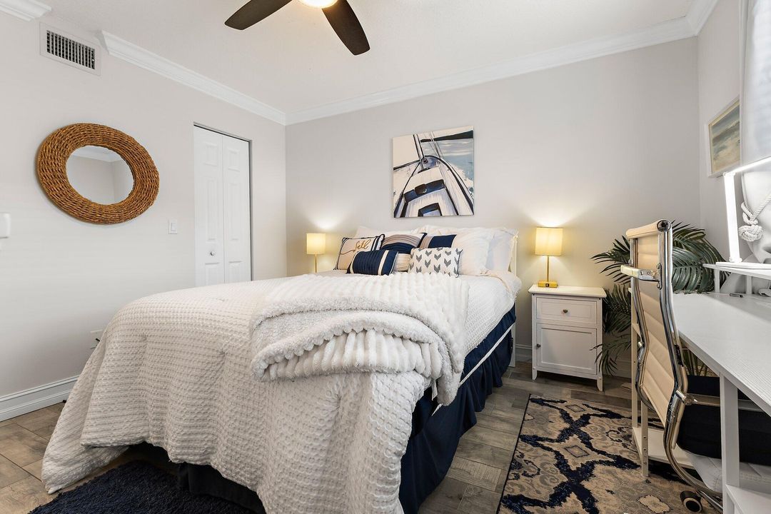 待售: $384,900 (2 贝兹, 2 浴室, 1178 平方英尺)