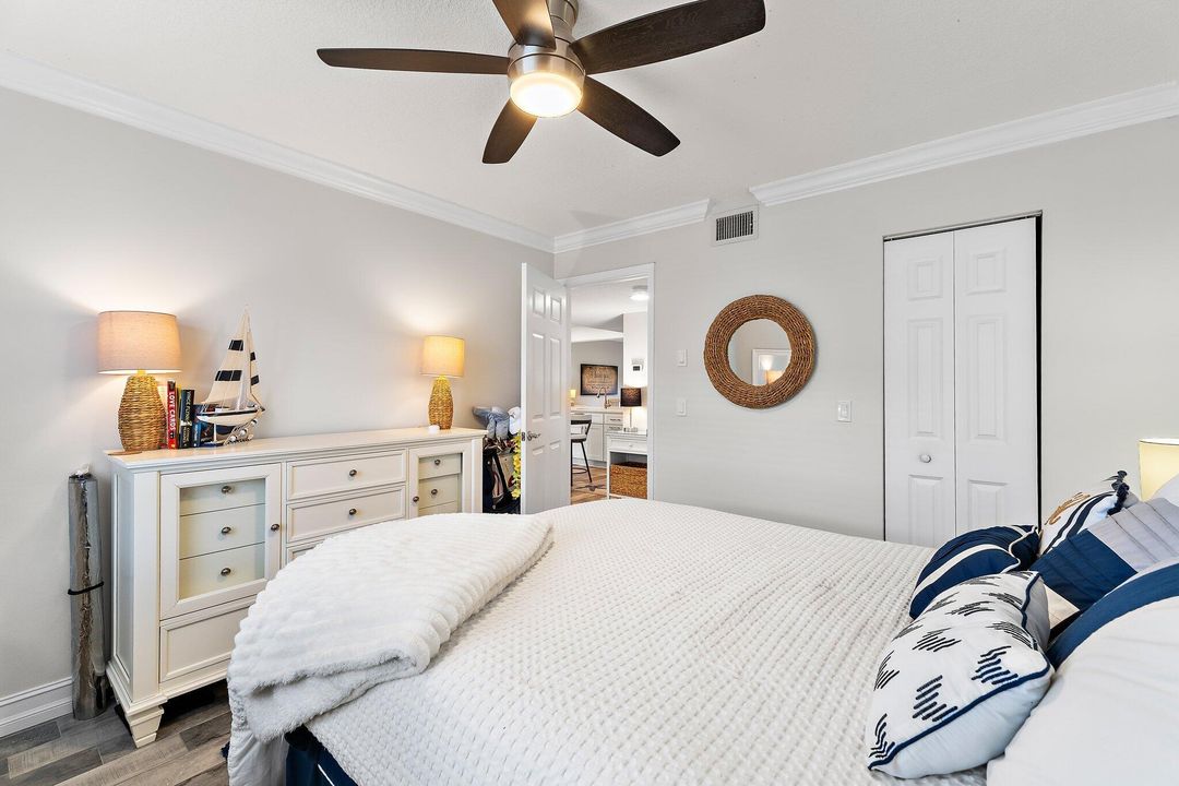 待售: $384,900 (2 贝兹, 2 浴室, 1178 平方英尺)