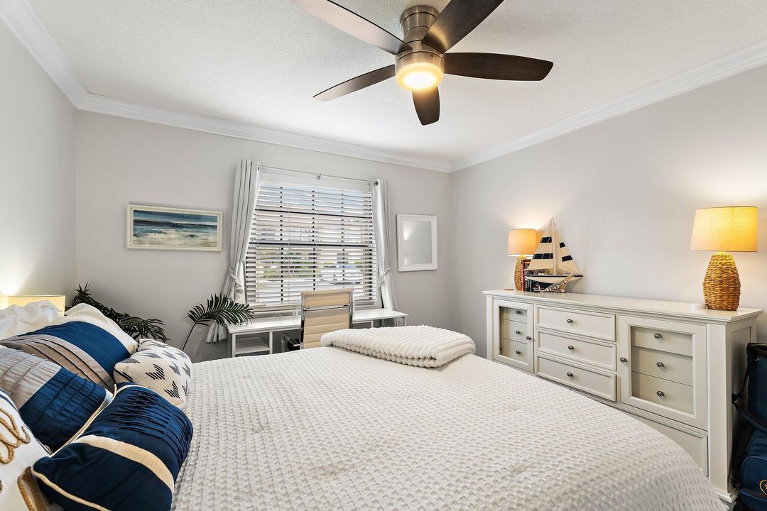 待售: $384,900 (2 贝兹, 2 浴室, 1178 平方英尺)