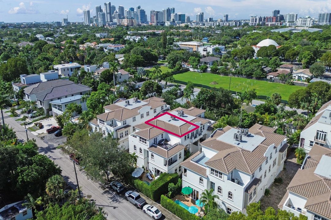 For Sale: $785,000 (4 beds, 3 baths, 2318 Square Feet)