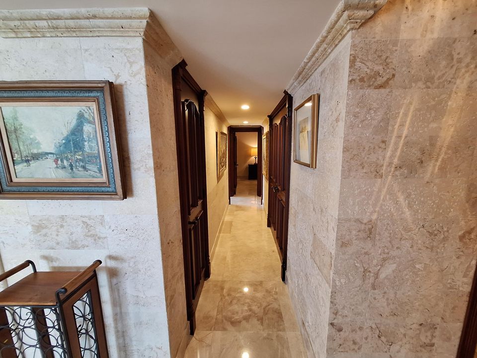 For Rent: $8,500 (3 beds, 3 baths, 1617 Square Feet)