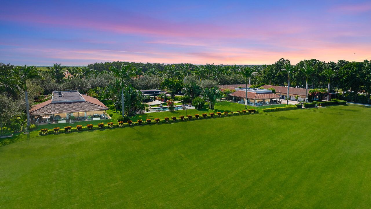 出租: $3,300 (5 贝兹, 6 浴室, 4660 平方英尺)