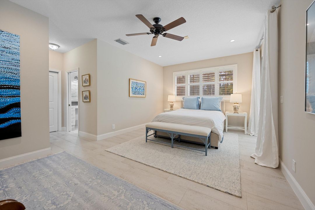 For Sale: $950,000 (3 beds, 2 baths, 2025 Square Feet)