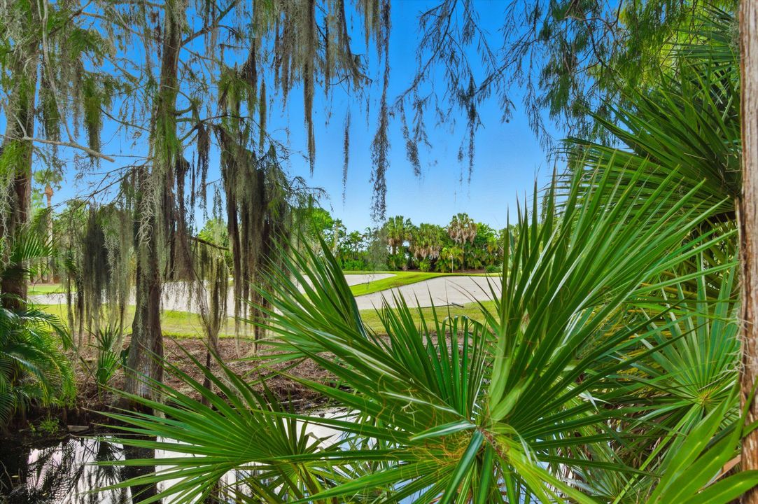 For Sale: $950,000 (3 beds, 2 baths, 2025 Square Feet)