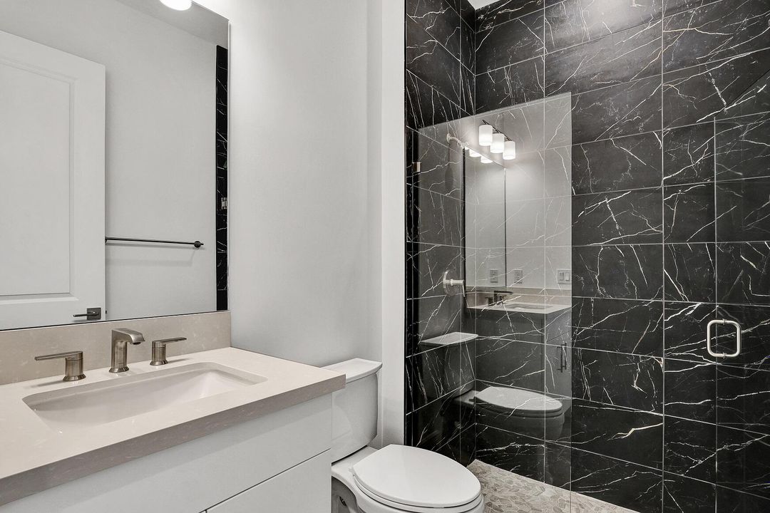 For Sale: $899,000 (3 beds, 3 baths, 2429 Square Feet)