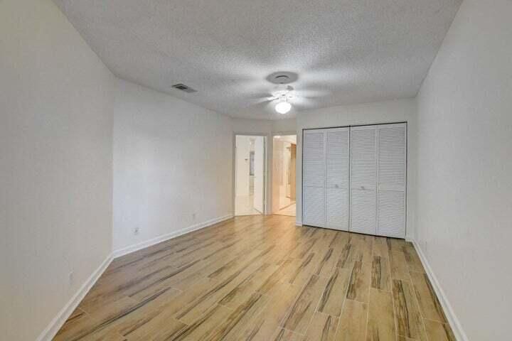 For Rent: $2,895 (2 beds, 2 baths, 1496 Square Feet)