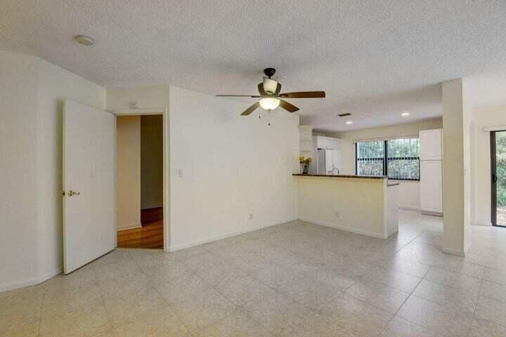 For Rent: $2,895 (2 beds, 2 baths, 1496 Square Feet)