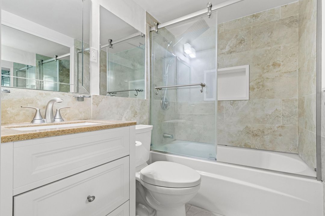 For Rent: $3,500 (2 beds, 2 baths, 1121 Square Feet)