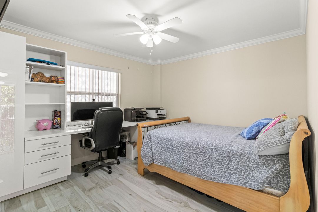 For Rent: $3,500 (2 beds, 2 baths, 1121 Square Feet)