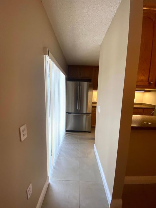 For Rent: $2,000 (2 beds, 2 baths, 1236 Square Feet)