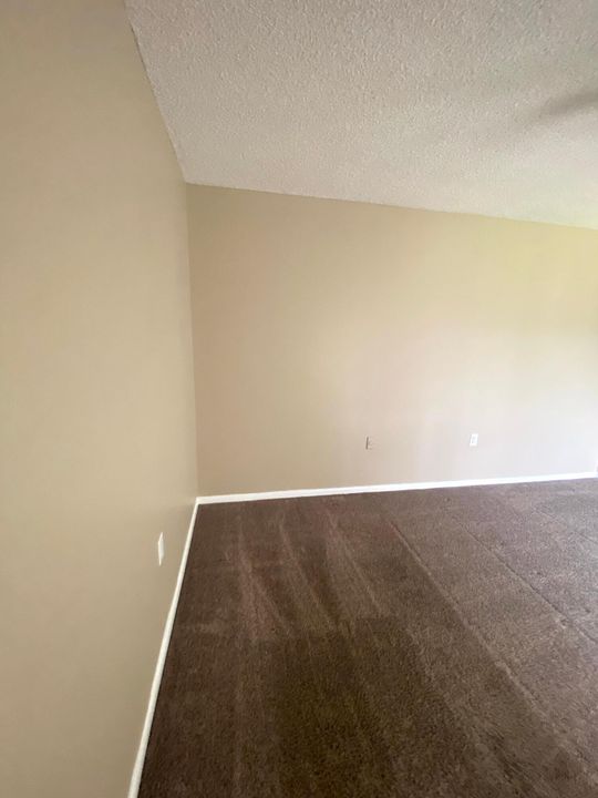 For Rent: $2,000 (2 beds, 2 baths, 1236 Square Feet)