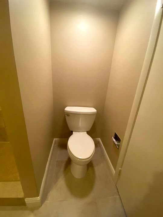 For Rent: $2,000 (2 beds, 2 baths, 1236 Square Feet)