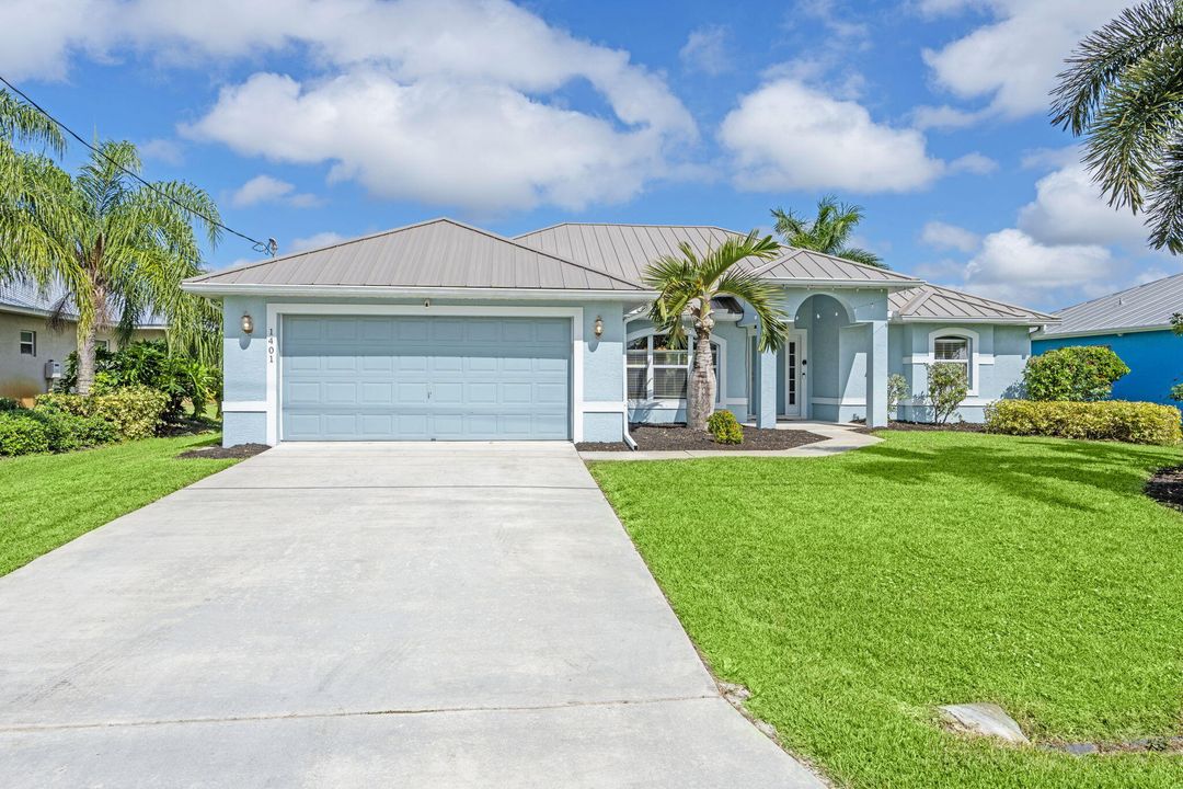 Active With Contract: $485,000 (3 beds, 2 baths, 1846 Square Feet)