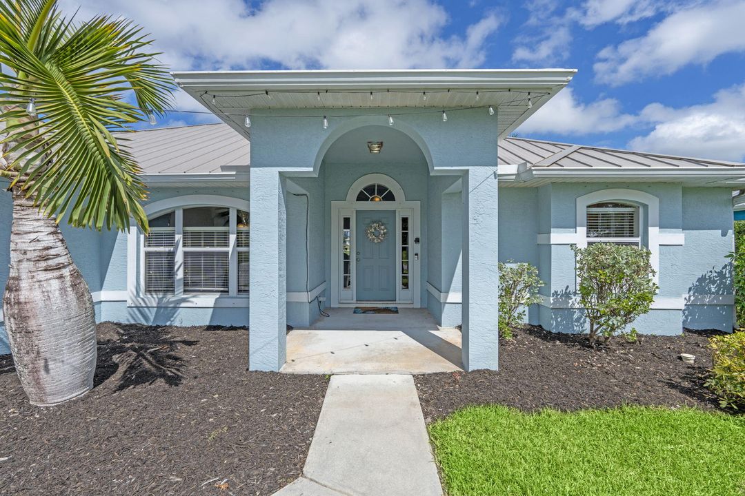 Active With Contract: $485,000 (3 beds, 2 baths, 1846 Square Feet)