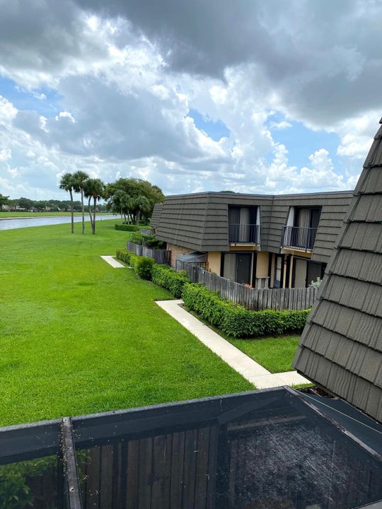 For Rent: $2,000 (2 beds, 2 baths, 1236 Square Feet)