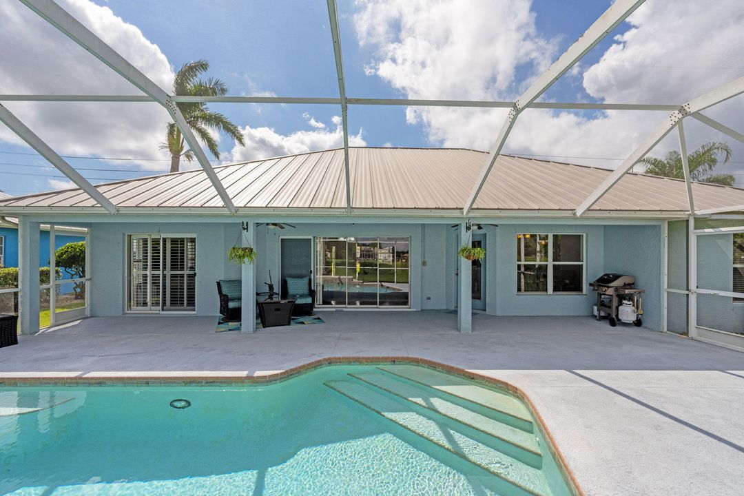 Active With Contract: $485,000 (3 beds, 2 baths, 1846 Square Feet)