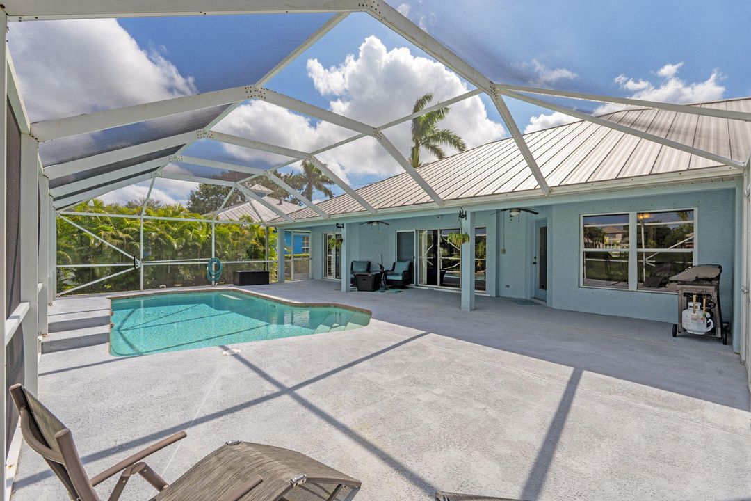 Active With Contract: $485,000 (3 beds, 2 baths, 1846 Square Feet)