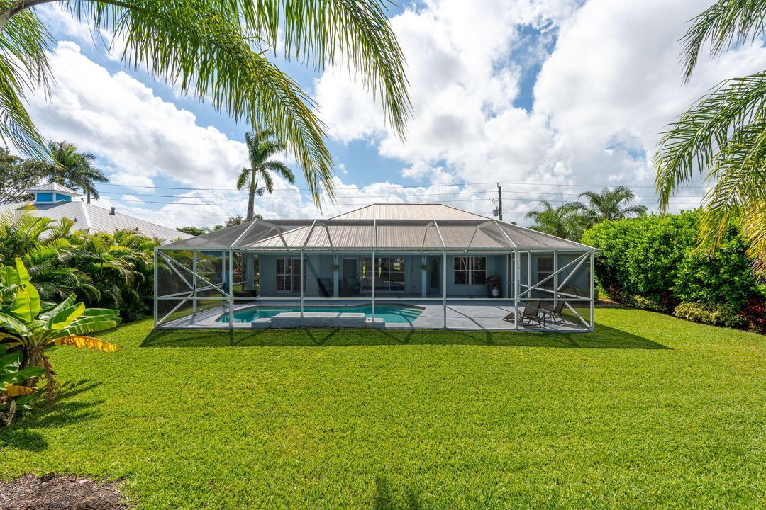 Active With Contract: $485,000 (3 beds, 2 baths, 1846 Square Feet)