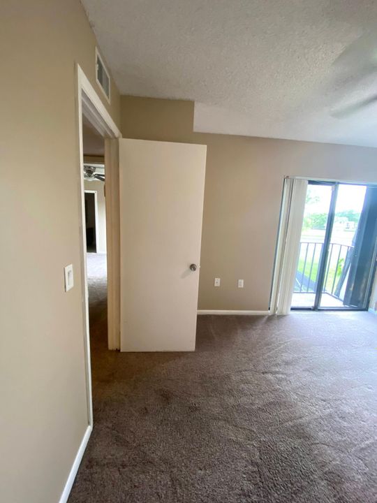 For Rent: $2,000 (2 beds, 2 baths, 1236 Square Feet)