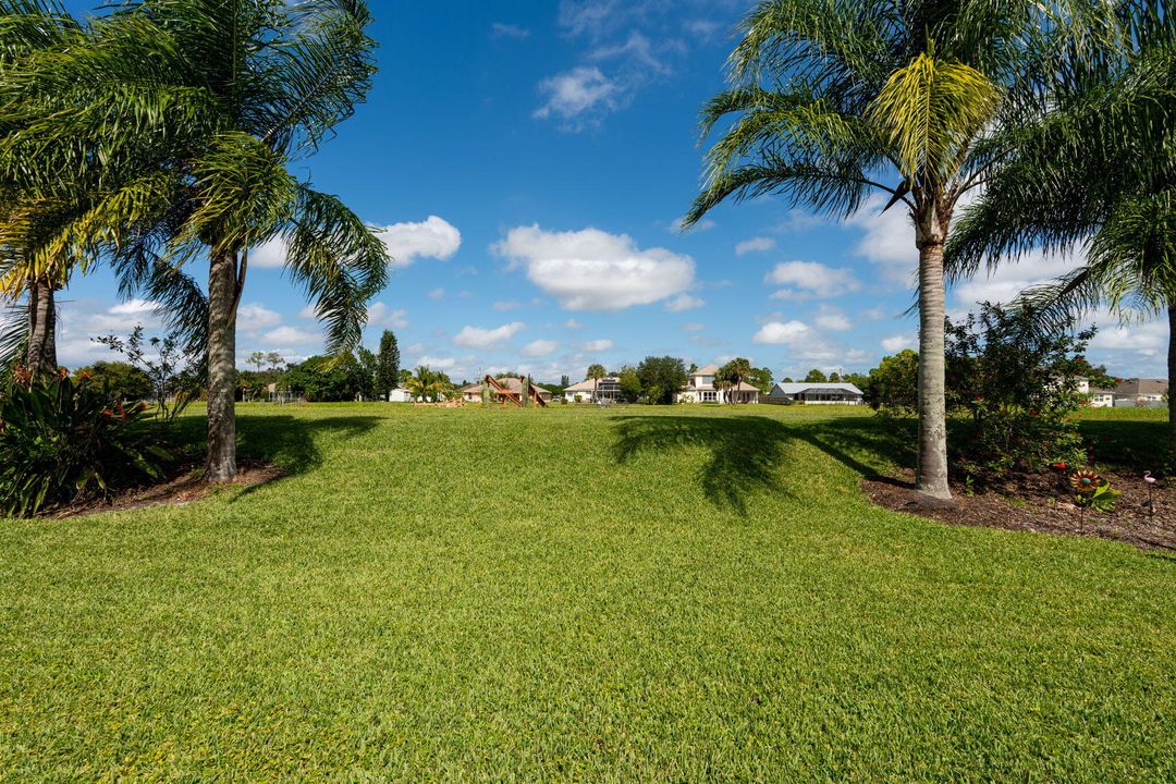 Active With Contract: $485,000 (3 beds, 2 baths, 1846 Square Feet)