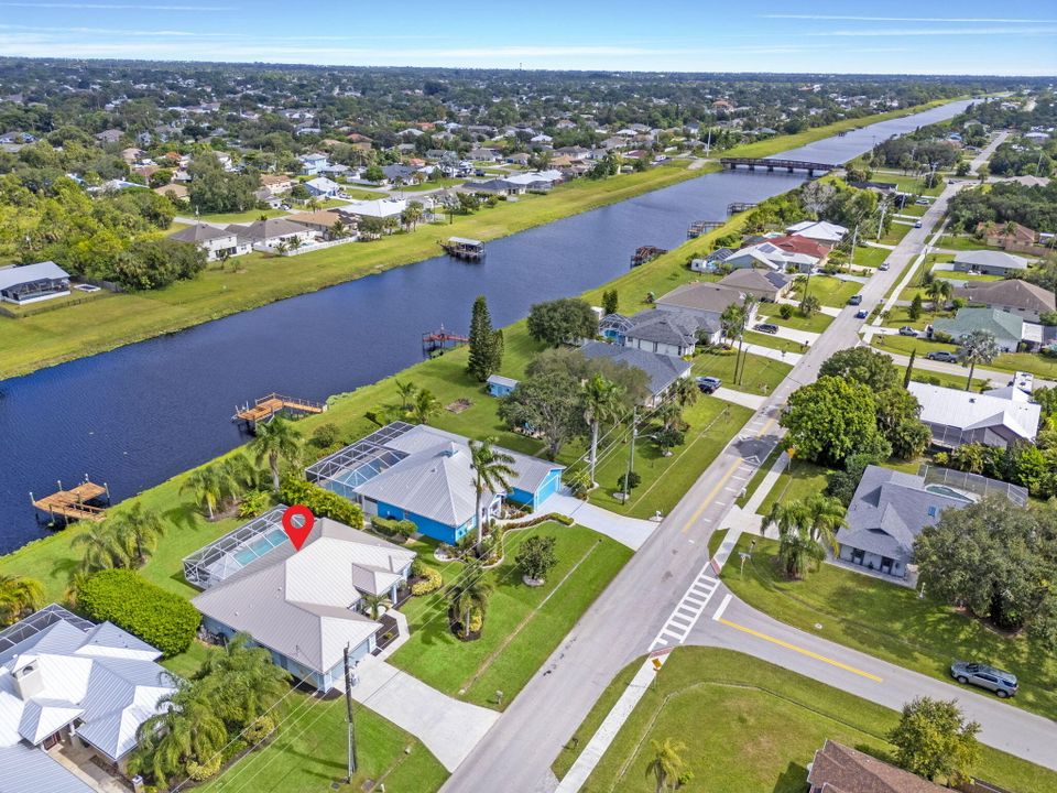 Active With Contract: $485,000 (3 beds, 2 baths, 1846 Square Feet)