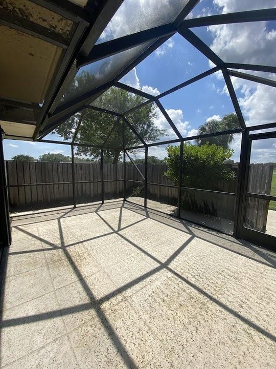 For Rent: $2,000 (2 beds, 2 baths, 1236 Square Feet)