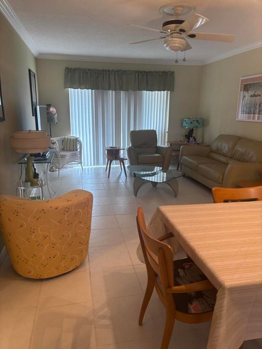 For Rent: $1,699 (2 beds, 2 baths, 908 Square Feet)