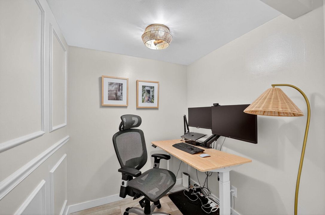 Active With Contract: $339,995 (2 beds, 2 baths, 1417 Square Feet)