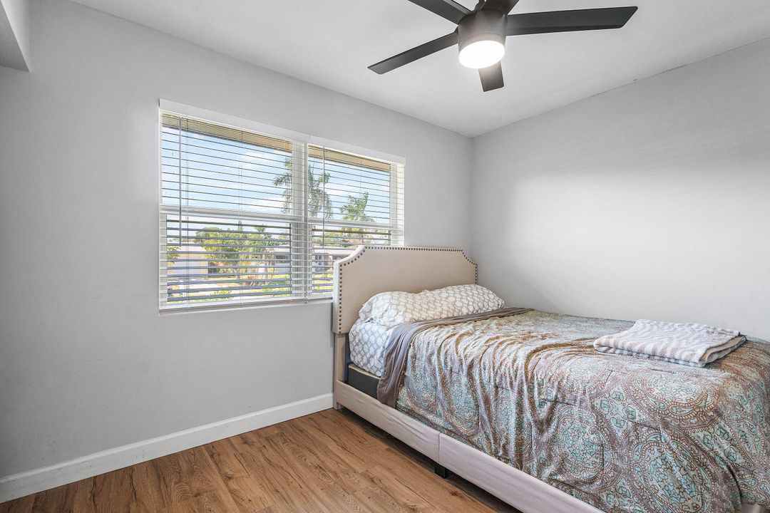 合同活跃: $439,000 (3 贝兹, 2 浴室, 1008 平方英尺)