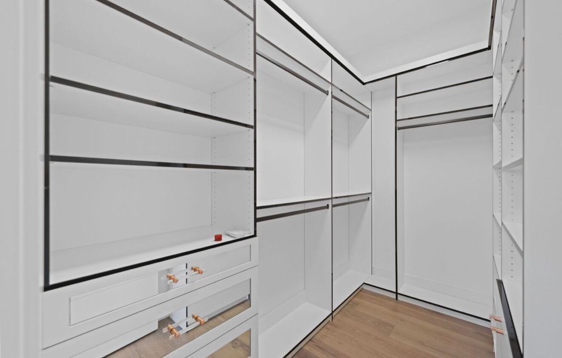 待售: $5,695,000 (6 贝兹, 6 浴室, 4507 平方英尺)