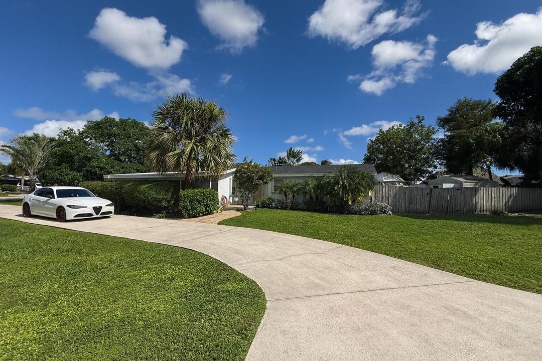 For Sale: $524,999 (3 beds, 2 baths, 1444 Square Feet)