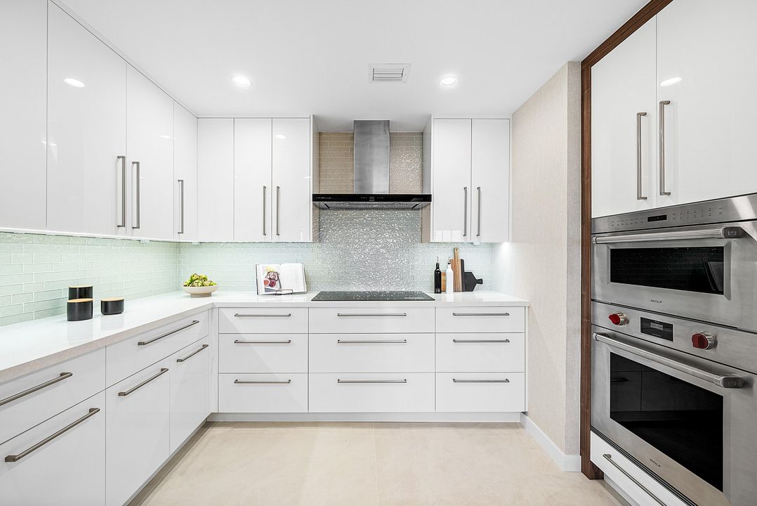 待售: $2,795,000 (2 贝兹, 2 浴室, 2265 平方英尺)