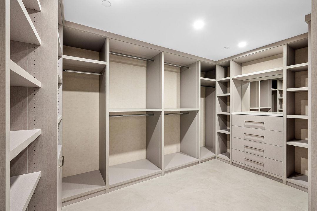 待售: $2,795,000 (2 贝兹, 2 浴室, 2265 平方英尺)