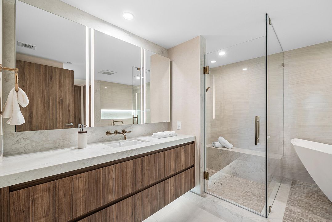 待售: $2,795,000 (2 贝兹, 2 浴室, 2265 平方英尺)