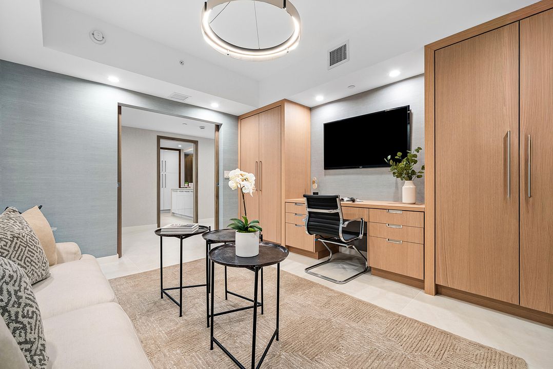 待售: $2,795,000 (2 贝兹, 2 浴室, 2265 平方英尺)